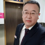 廉长头像