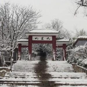 李白过峤头像