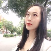 蓝天下的吉吉头像