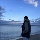 深拥此刻头像