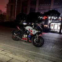 小瞿骑扣鸡头像