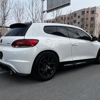 开朗星球pze头像