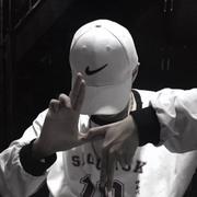 吕优秀的个人资料头像