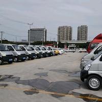 沙滩拾贝的寻宝人头像