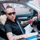 轰一的男人头像