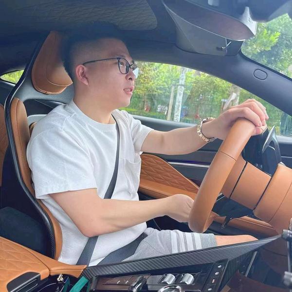 张张来了🚗Ellis头像