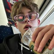 可摘星辰的个人资料头像