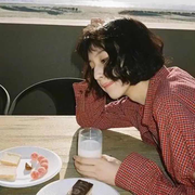 小镇姑娘的个人资料头像