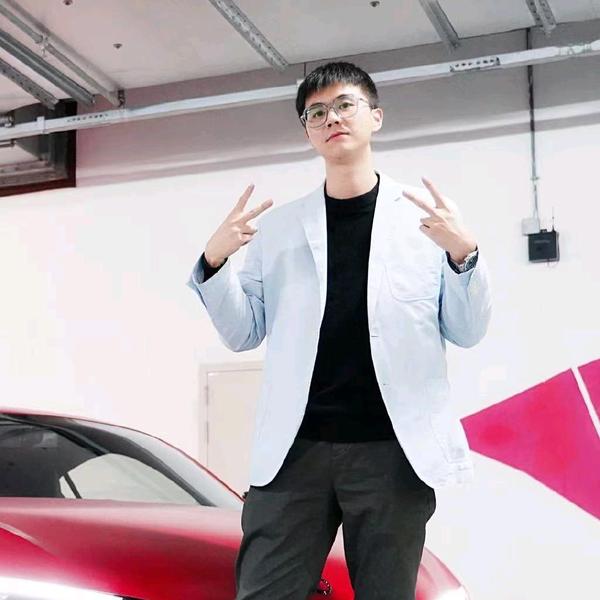 波波玩个车头像