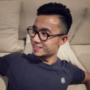 街頭詩人的个人资料头像