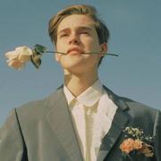 Alison868的个人资料头像