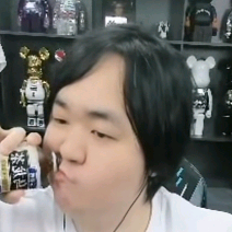 陈伯的嘴硬日常头像