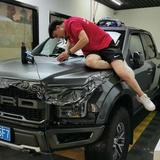 魅可白头像