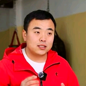 郭教练头像