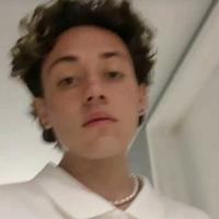 用户5384360917456头像