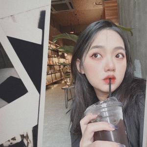 婷崽是个小吃货头像