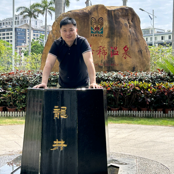 峰回路转3677547501295头像