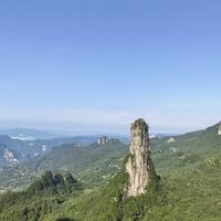 鉊哥哥头像