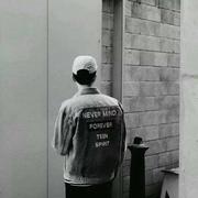 朝乾夕惕965的个人资料头像