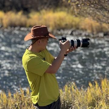 出发吧火锅哥头像