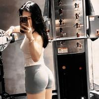 姓何名秋贞头像