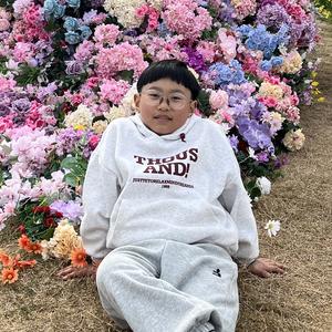 知趣小文青头像