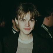 颜色岁月的个人资料头像