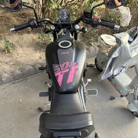 友爱宇宙hKR头像