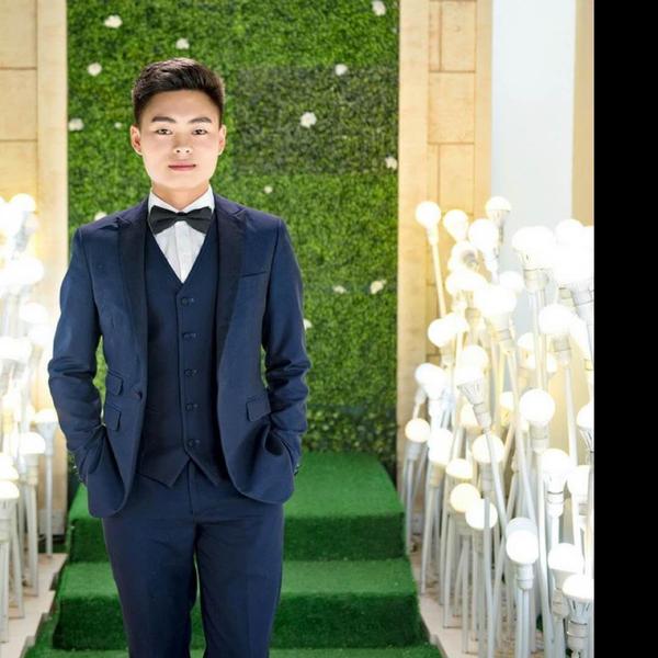 美食家伊莱沙0M5头像