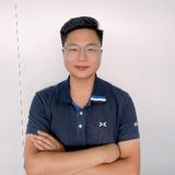 小鹏刘伟头像