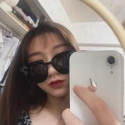 匡威小姐姐的个人资料头像