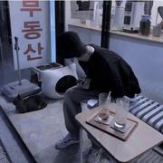 偶尔可恶的个人资料头像