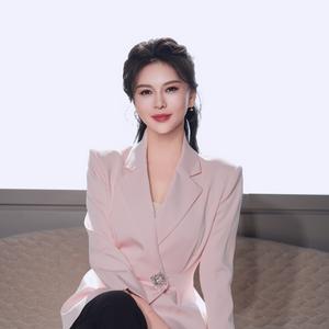 主持人刘美希头像