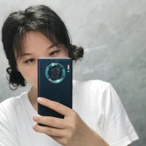 好奇考特尼8z6D头像