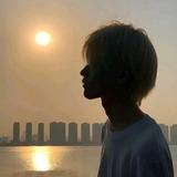 怀揣梦想的潇曜头像