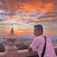 很黑的夜空头像
