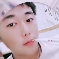 Elliot606头像