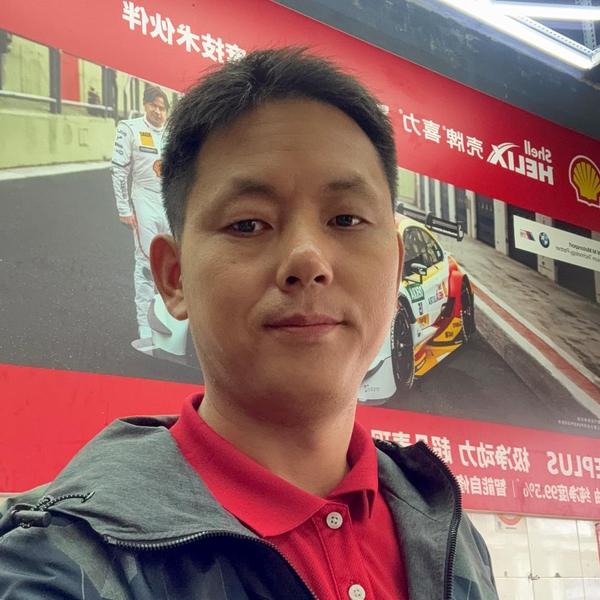 在上海修车的小章头像