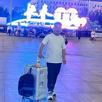 水水vlog凯头像