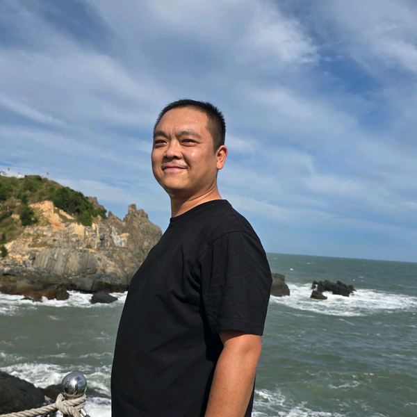 朱东爱汽车头像