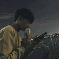 奋发有为冰淇淋vW头像