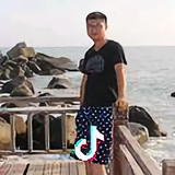 微笑点头头像