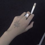 风雨飘摇7410头像