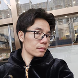 首席设计师石伟头像