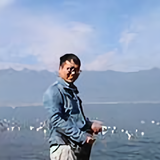 包谷君嘚瑟头像