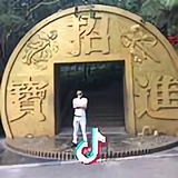 罗军头像