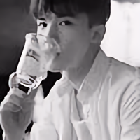 越努力越幸运ZL头像