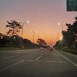 小白不白是啥子头像