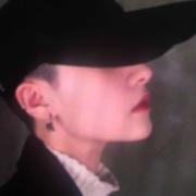 飞机返回的个人资料头像