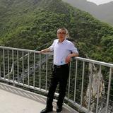 王老师聊养猪头像